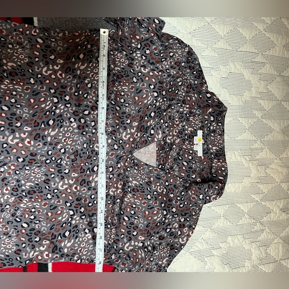 Boden Animal Print, Knit, Button-up Blouse - Picture 8 of 12